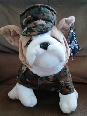 Plush Bulldog Dog Toy in Camouflage Outfit - Brown/Green Chesty